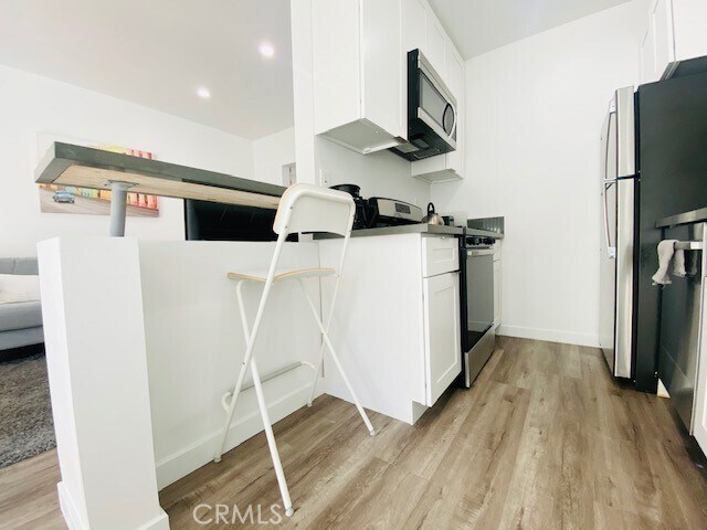 Building Photo - 11422 Iowa Ave