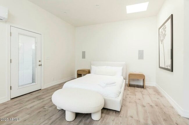 Building Photo - 11212 N Sundown Dr