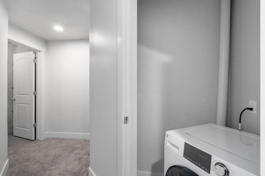 Building Photo - 14549 S Juniper Shade Dr