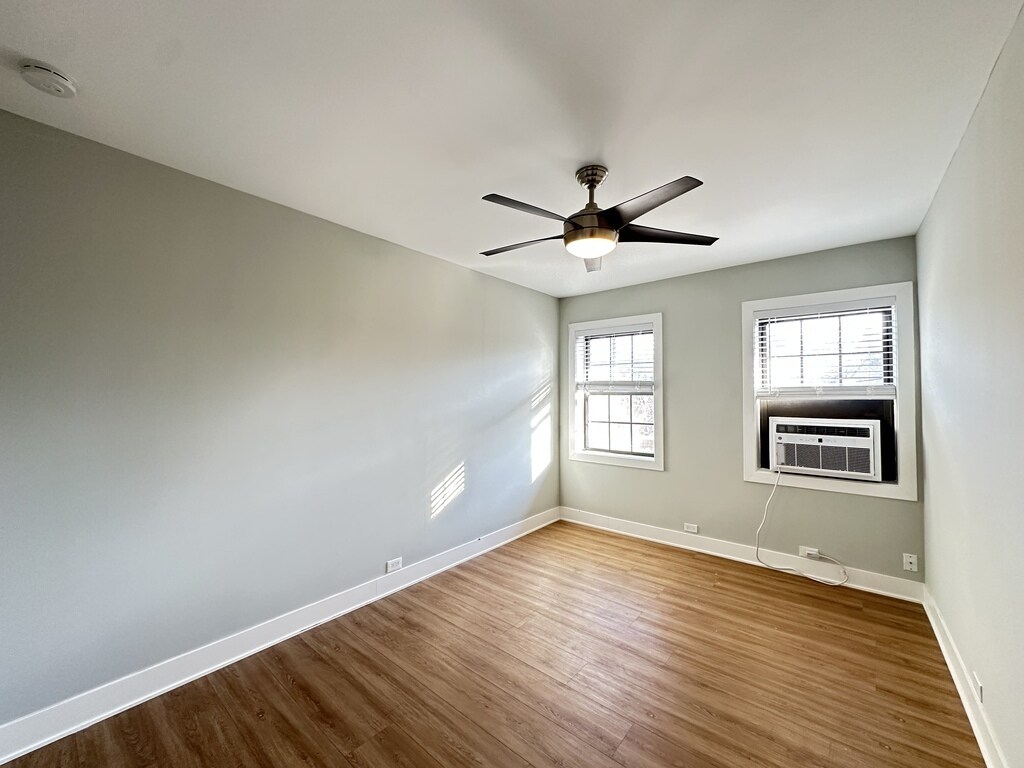 Building Photo - 730 Judson Ave