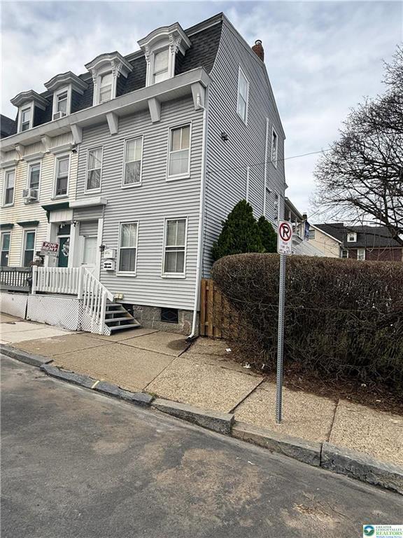 Building Photo - 135 S 12th St