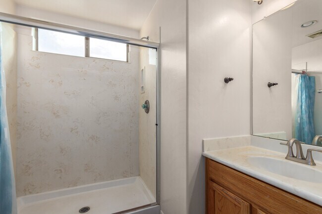 Building Photo - 10335 N Tall Cotton Dr