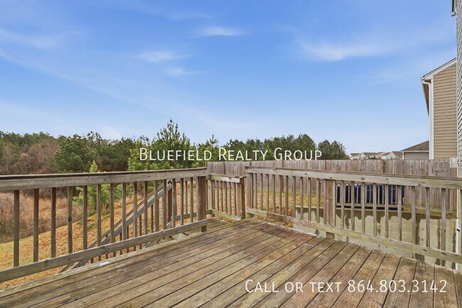 Building Photo - 227 Millen Dr