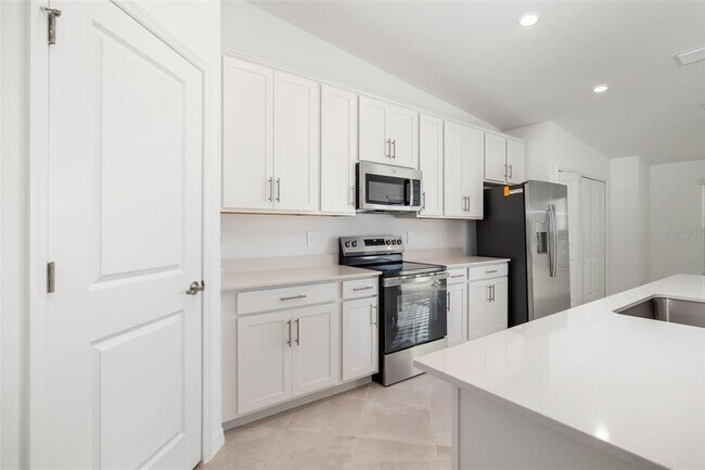 Building Photo - 19015 Scallop Lp