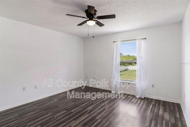 Building Photo - 455 Danube Dr