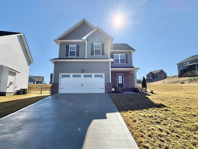 Building Photo - 100 Songberry St