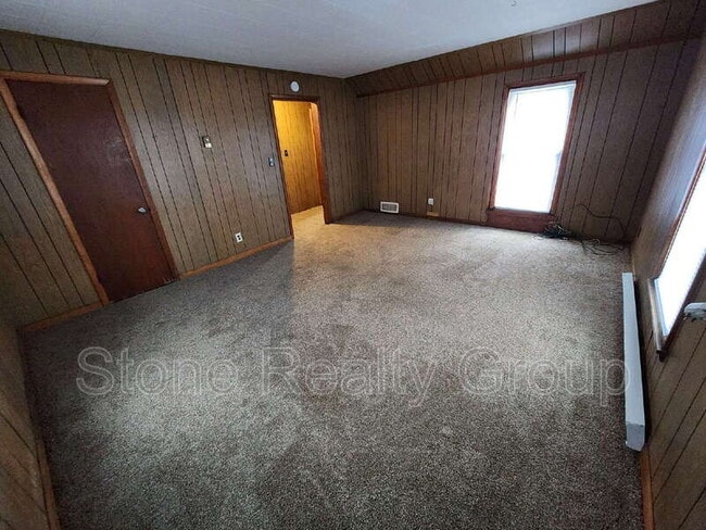 Building Photo - 1335 Grand Ave