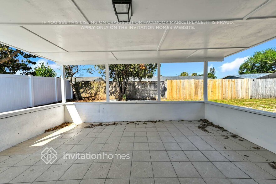 Building Photo - 6914 Voltaire Dr