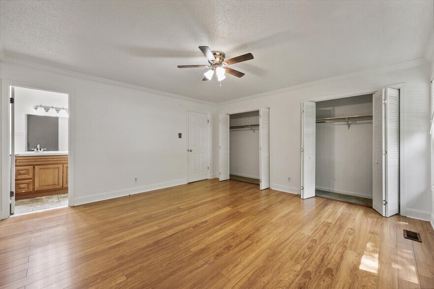 Building Photo - 1321 Wilton Ln