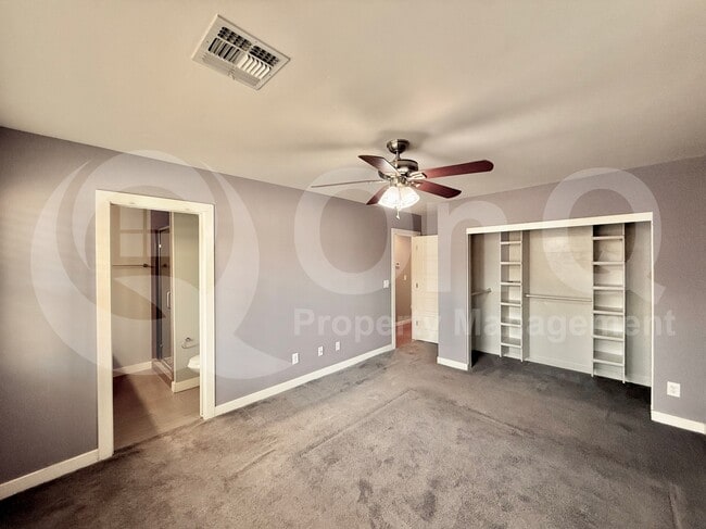 Building Photo - 925 W McDowell Rd