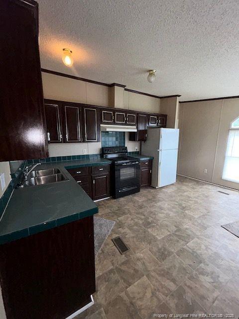 Building Photo - 2896 Collins Dr