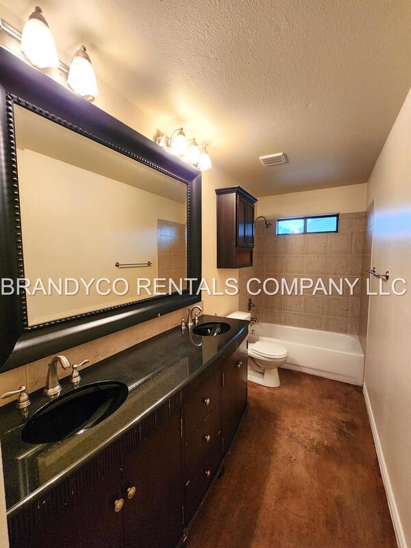 Building Photo - 4203 Joshua Dr