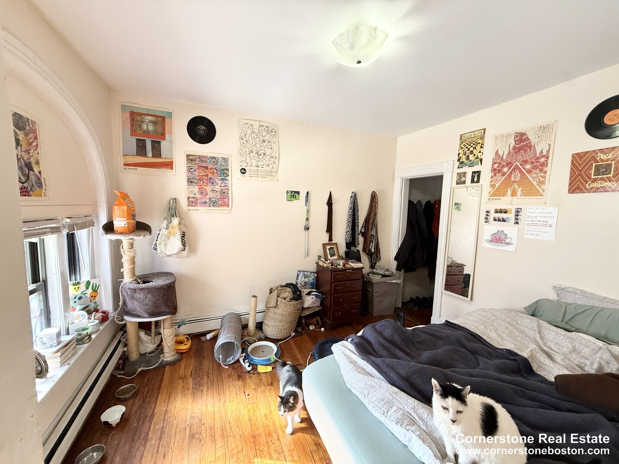 Building Photo - 60 Empire St