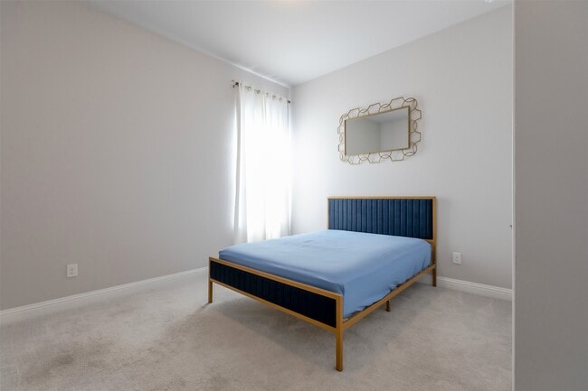 Building Photo - 2023 Village Orchard Ln