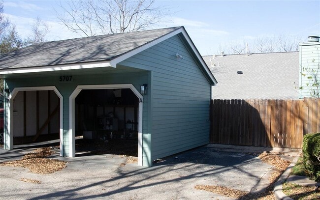 Building Photo - 5707 West Gate Blvd