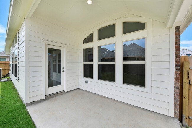 Building Photo - 2207 Villa Flora Ln