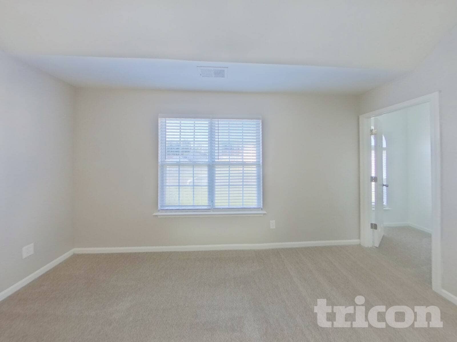 Building Photo - 3046 Willamette Valley Dr