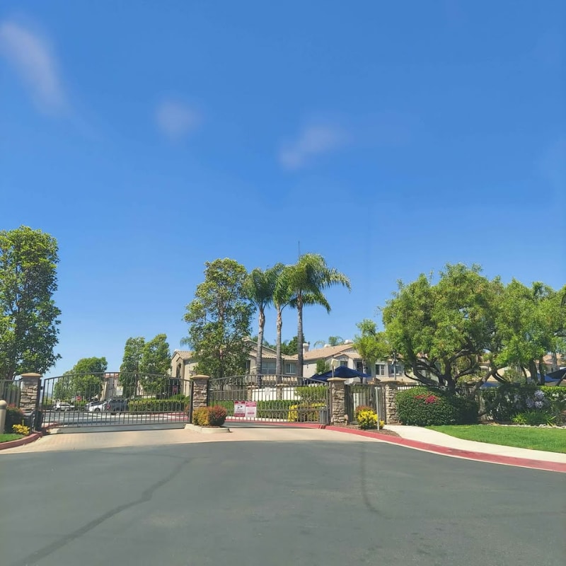 Building Photo - 139 Elora Ln