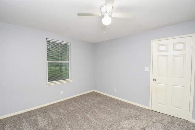 Building Photo - 15357 Ben Wiggins Rd