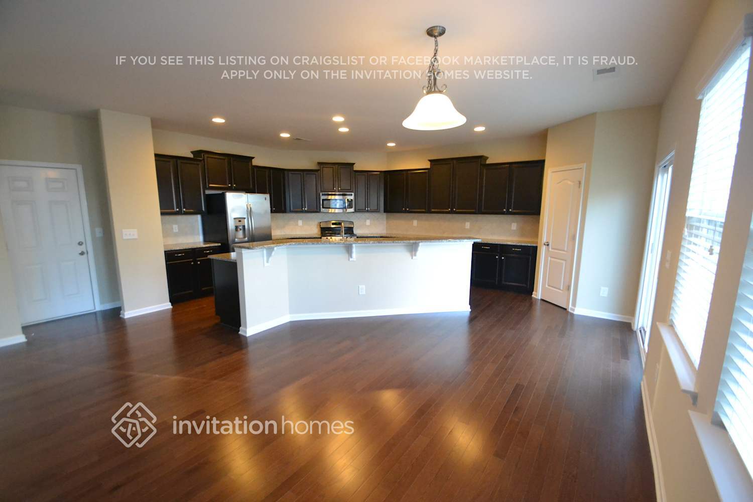 Building Photo - 2717 Lawson Dr