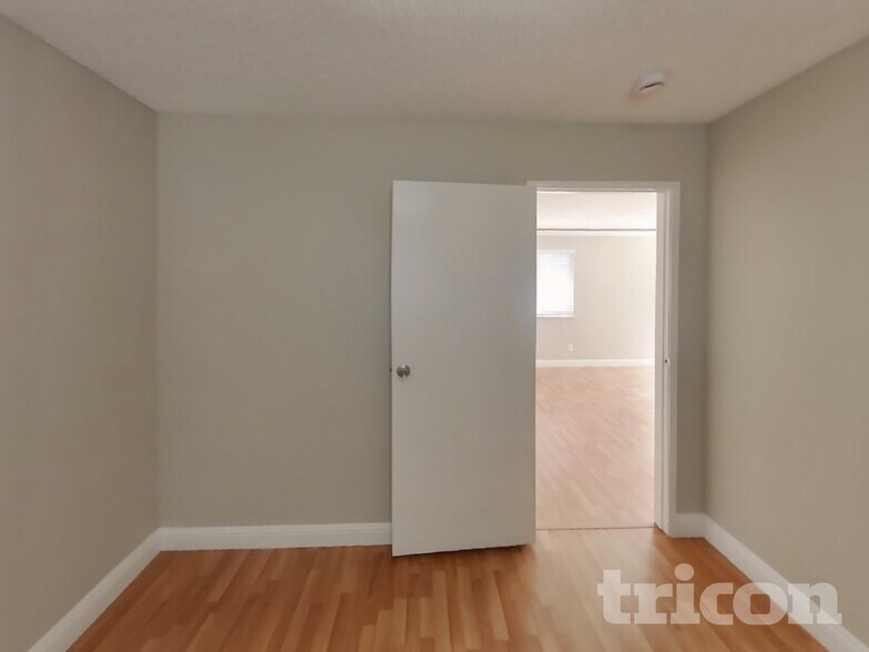 Building Photo - 709 Morrocco Dr