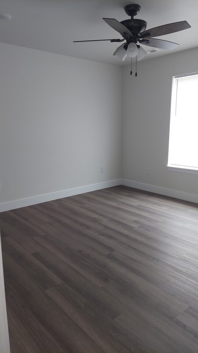 Building Photo - 1702 Prey Ct