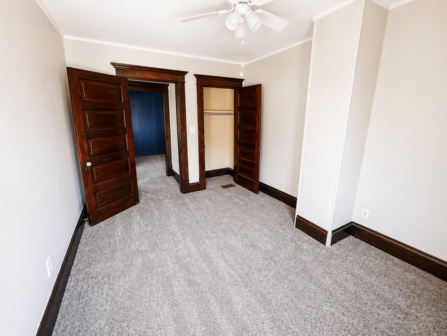 Building Photo - Beautifully Updated 3 Bedroom Home with 2-Car Garage – Prime Columbus Location