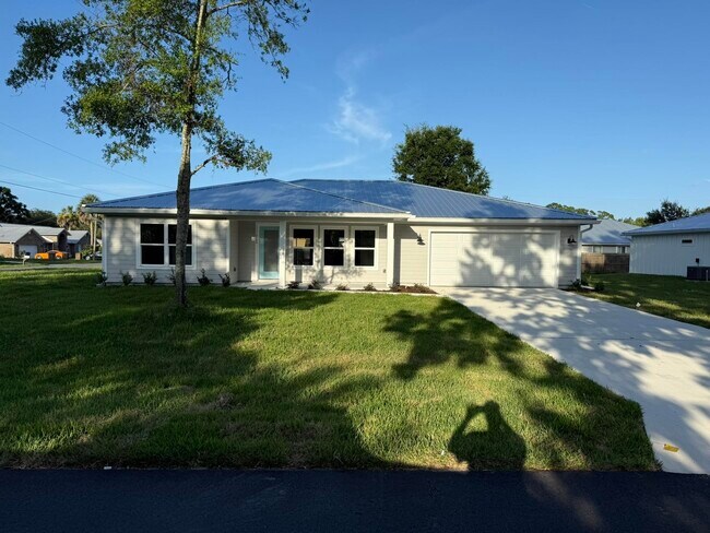 Building Photo - 101 Lobelia Rd
