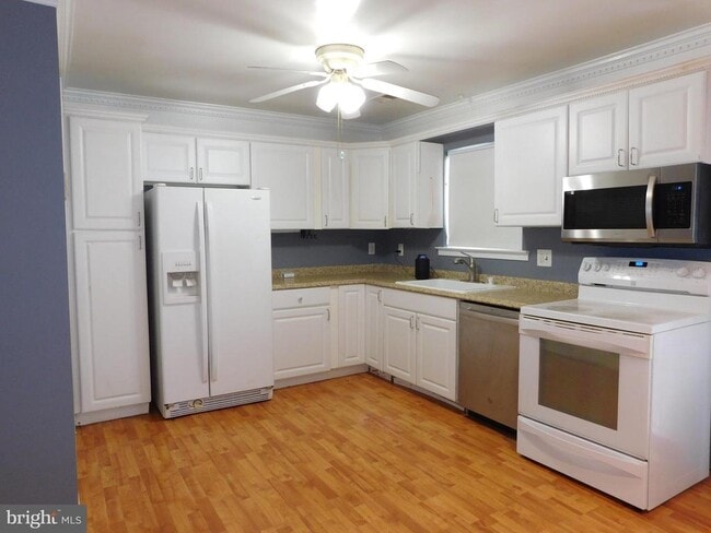Building Photo - 9317 Woodlea Ct