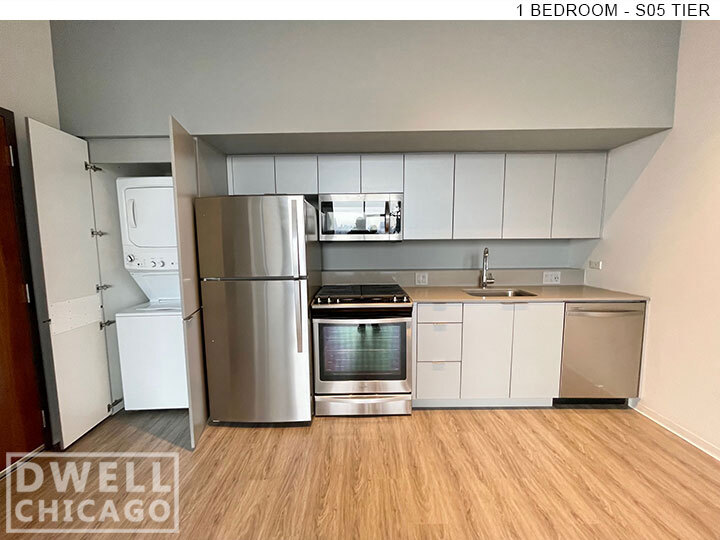 Building Photo - 2722 W Belden Ave