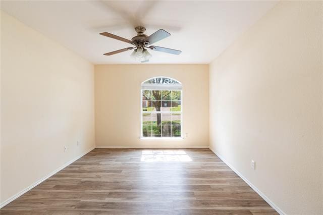 Building Photo - 2105 Sumac Dr