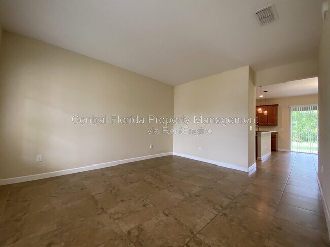 Building Photo - 6119 Waterside Island Ln