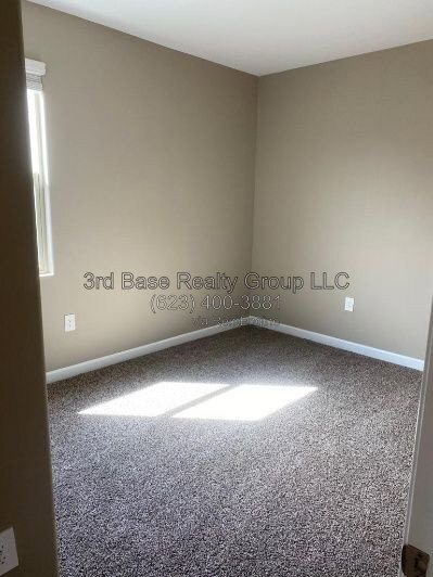 Building Photo - 3336 N 300th Dr