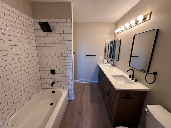 Building Photo - 6935 Tippecanoe Rd