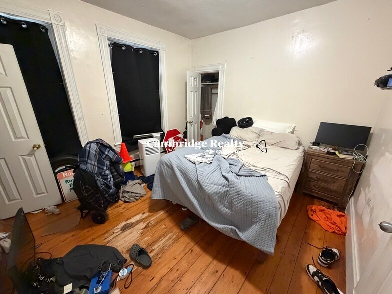 Building Photo - 15 Sewall St