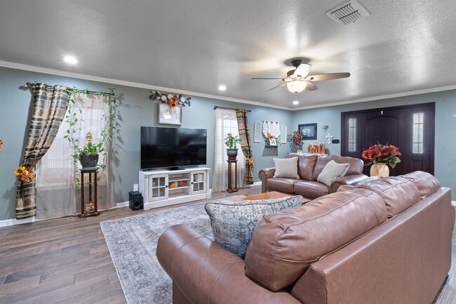 Building Photo - 115 Gyna Dr