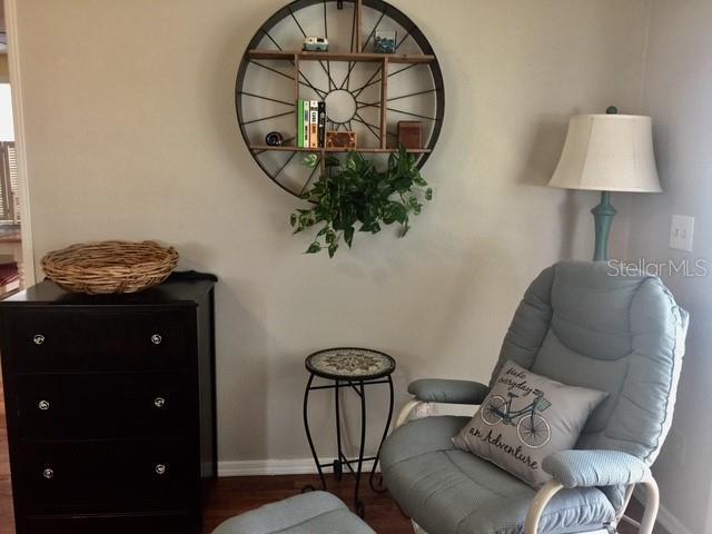 Building Photo - 1215 Panama Pl