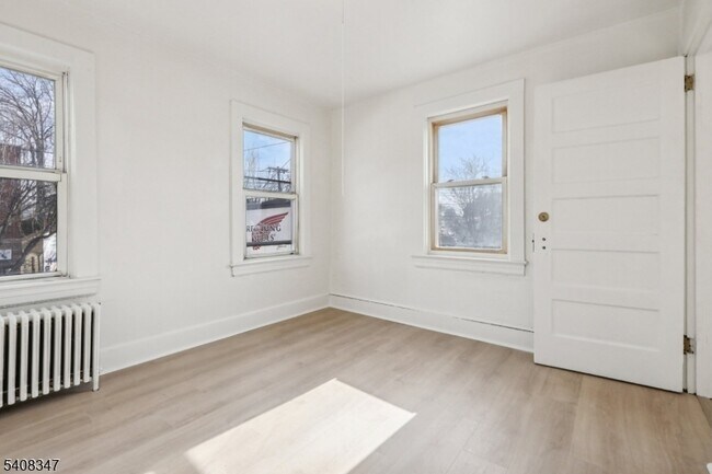 Building Photo - 66 N Washington Ave