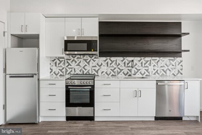 Building Photo - 1201 Vine St