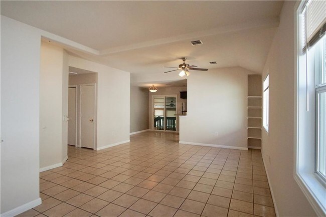 Building Photo - 4814 Walden Cir