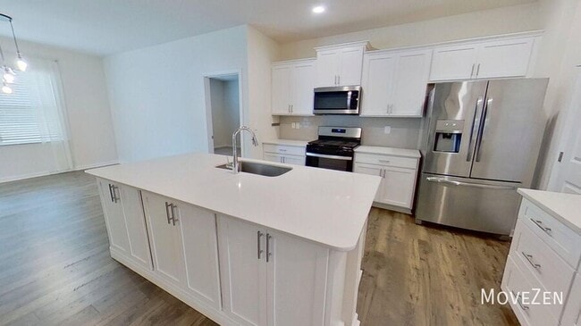 Building Photo - 1131 Staghorn Ave