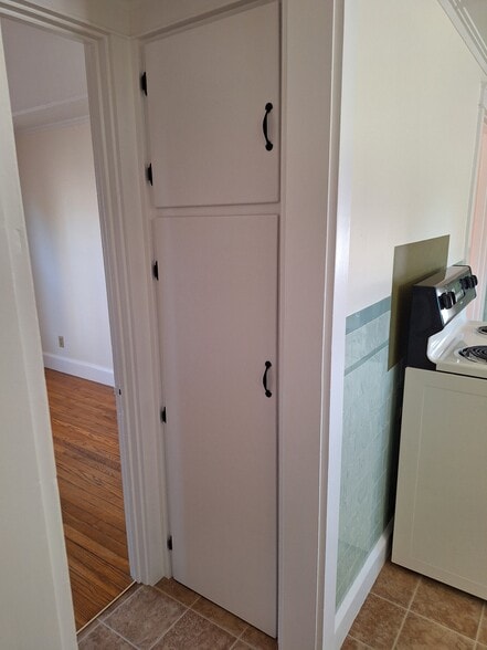 kitchen - 96 Western Ave
