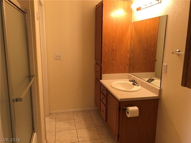 Building Photo - 381 Manti Pl