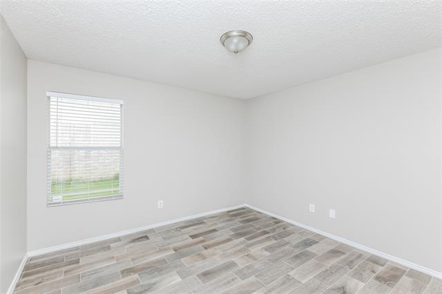 Building Photo - 6051 Guilia Dr