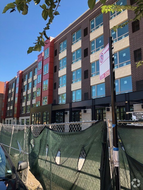 Chicago Canvas Team - McCrory Senior Apartments