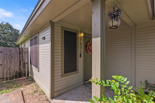 Building Photo - 3408 Augusta Ct
