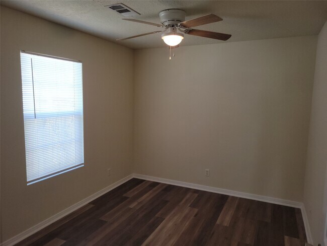 Building Photo - 16650 E Dounreay St