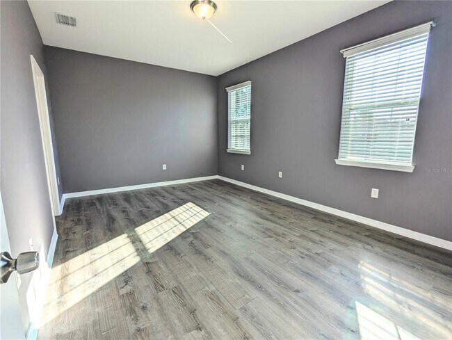 Building Photo - 8323 Enclave Way