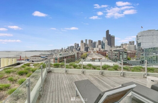 Building Photo - Welcome home to the Heart of Seattle - Sta...