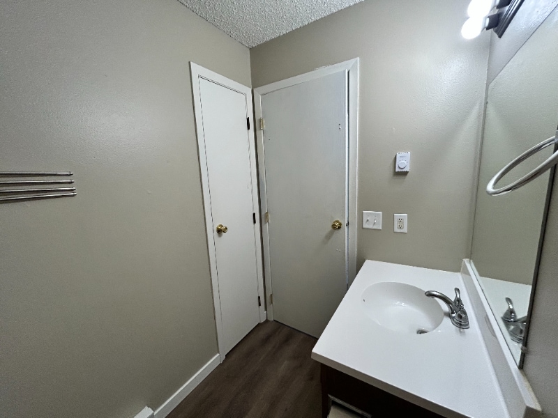 Building Photo - 2333 S 17th St